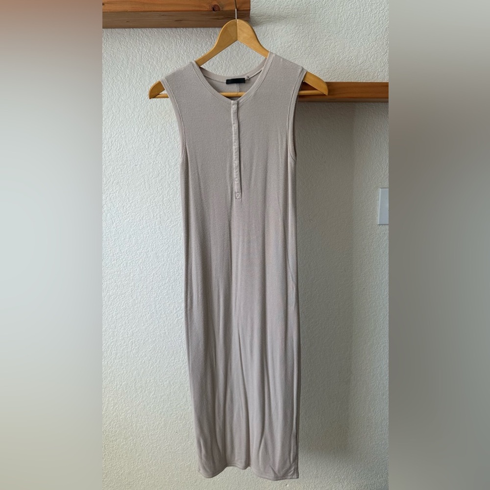 ATM Sleeveless Henley Midi Dress Color Rafia Size Small - Picture 5 of 9